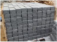 dark grey granite paving stone